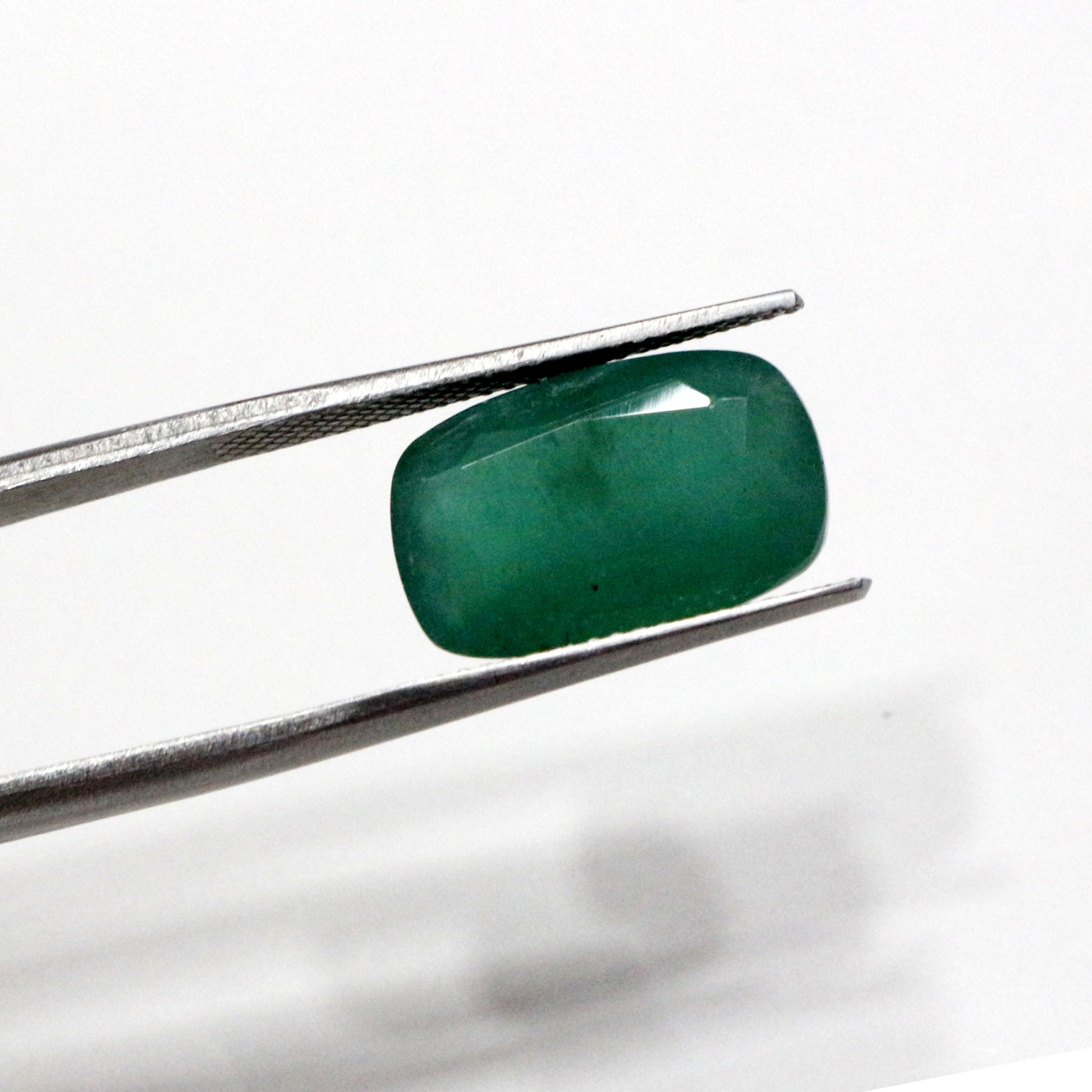 Natural Green Emerald Loose Gemstone - View 4 | Paraiso Jewels