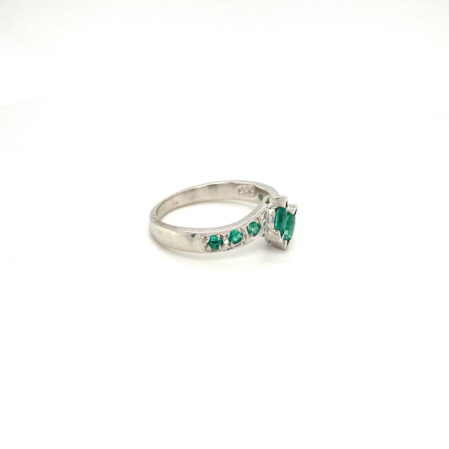 Natural Emerald Gemstone 925 Sterling Silver Ring