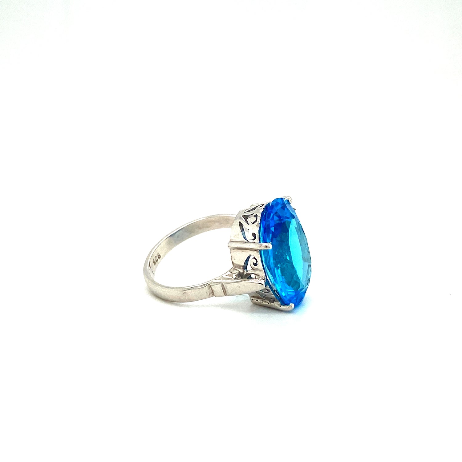Natural Blue Topaz Gemstone 925 Sterling Silver Solitaire Ring - Side View | Paraiso Jewels