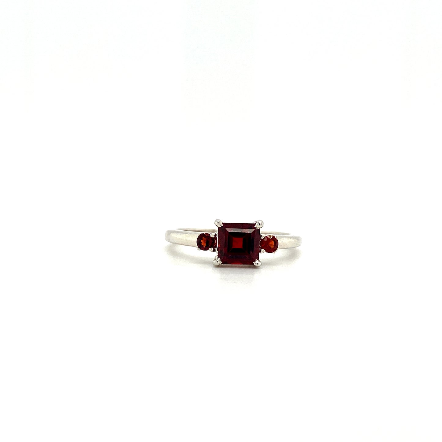 Natural Garnet Gemstone 925 Sterling Silver Ring | Paraiso Jewels