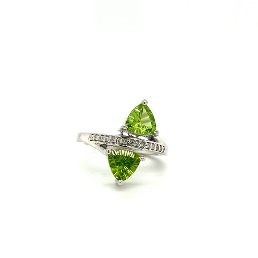 Natural Peridot Diamond Gemstone 925 Sterling Silver Ring | Paraiso Jewels