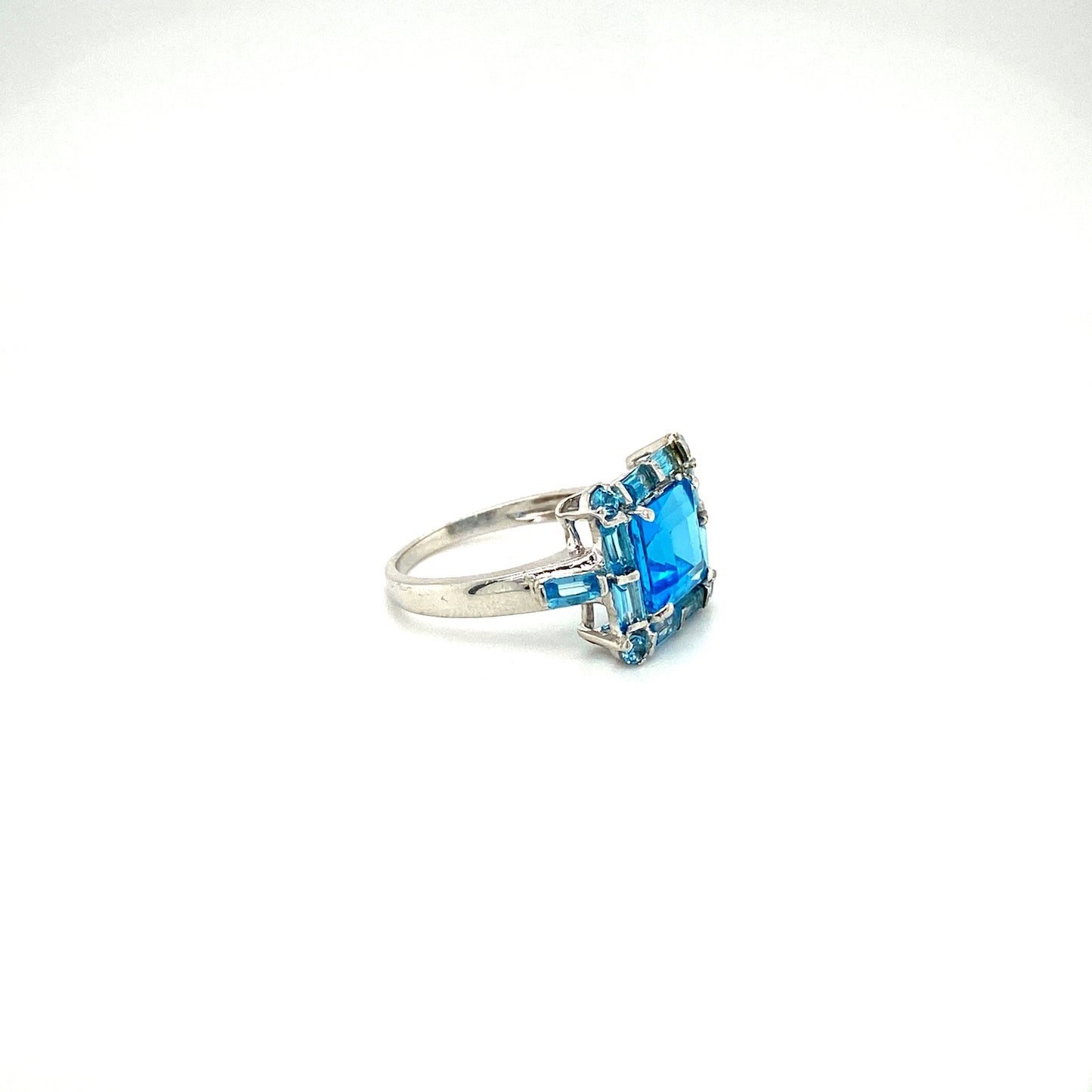 Natural Blue Topaz Gemstone 925 Sterling Silver Ring - Side View | Paraiso Jewels