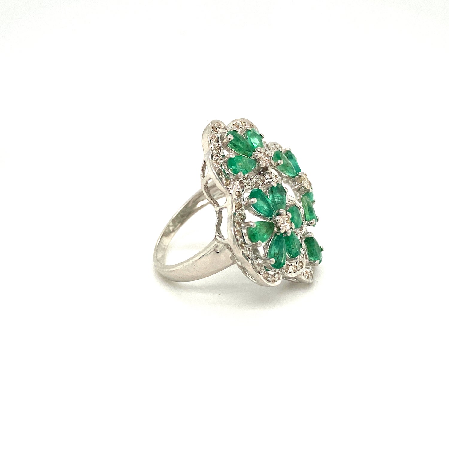 Floral Diamond Emerald Gemstone 925 Sterling Silver Ring - Side View | Paraiso Jewels