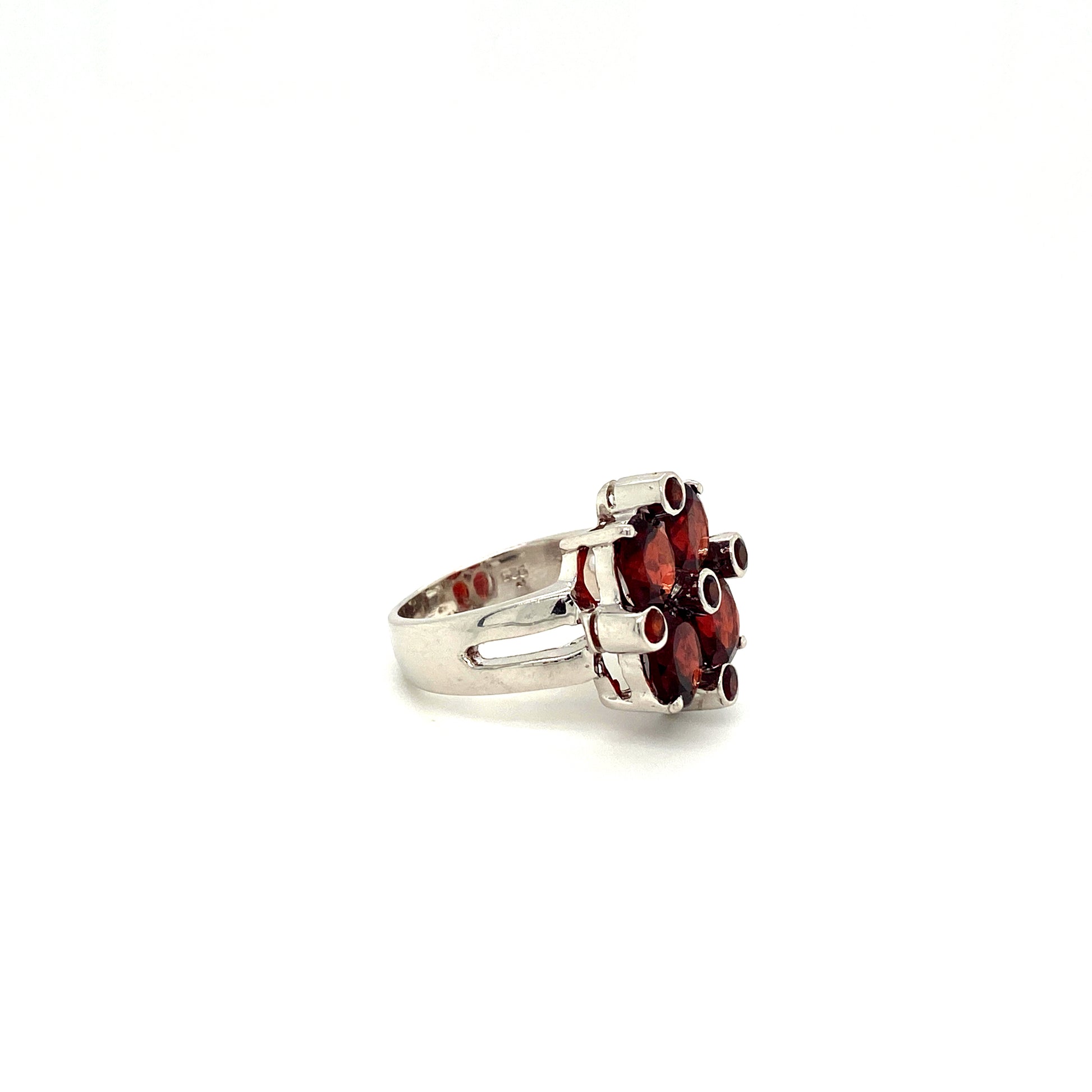 Natural Garnet Gemstone 925 Sterling Silver Ring - Side View | Paraiso Jewels