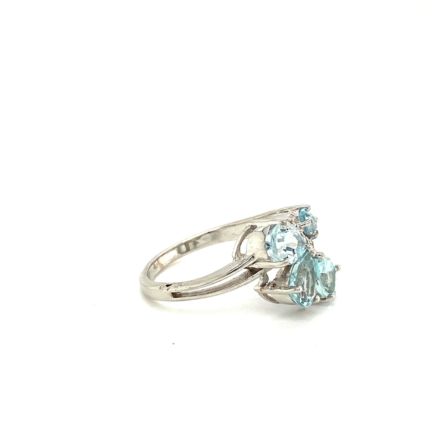 Natural Aquamarine and Diamond Gemstone 925 Sterling Silver Ring - Side View | Paraiso Jewels