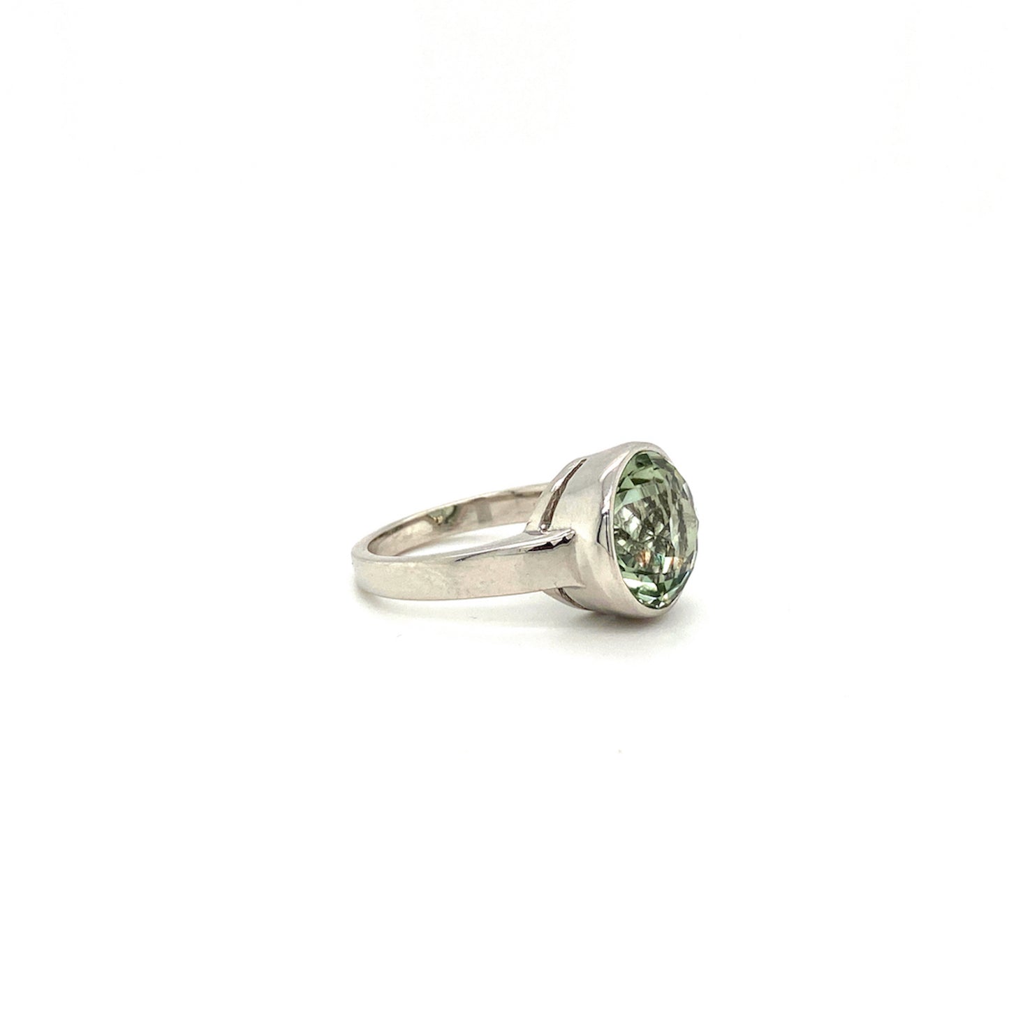 Natural Green Amethyst Gemstone 925 Sterling Silver Ring - Side View | Paraiso Jewels