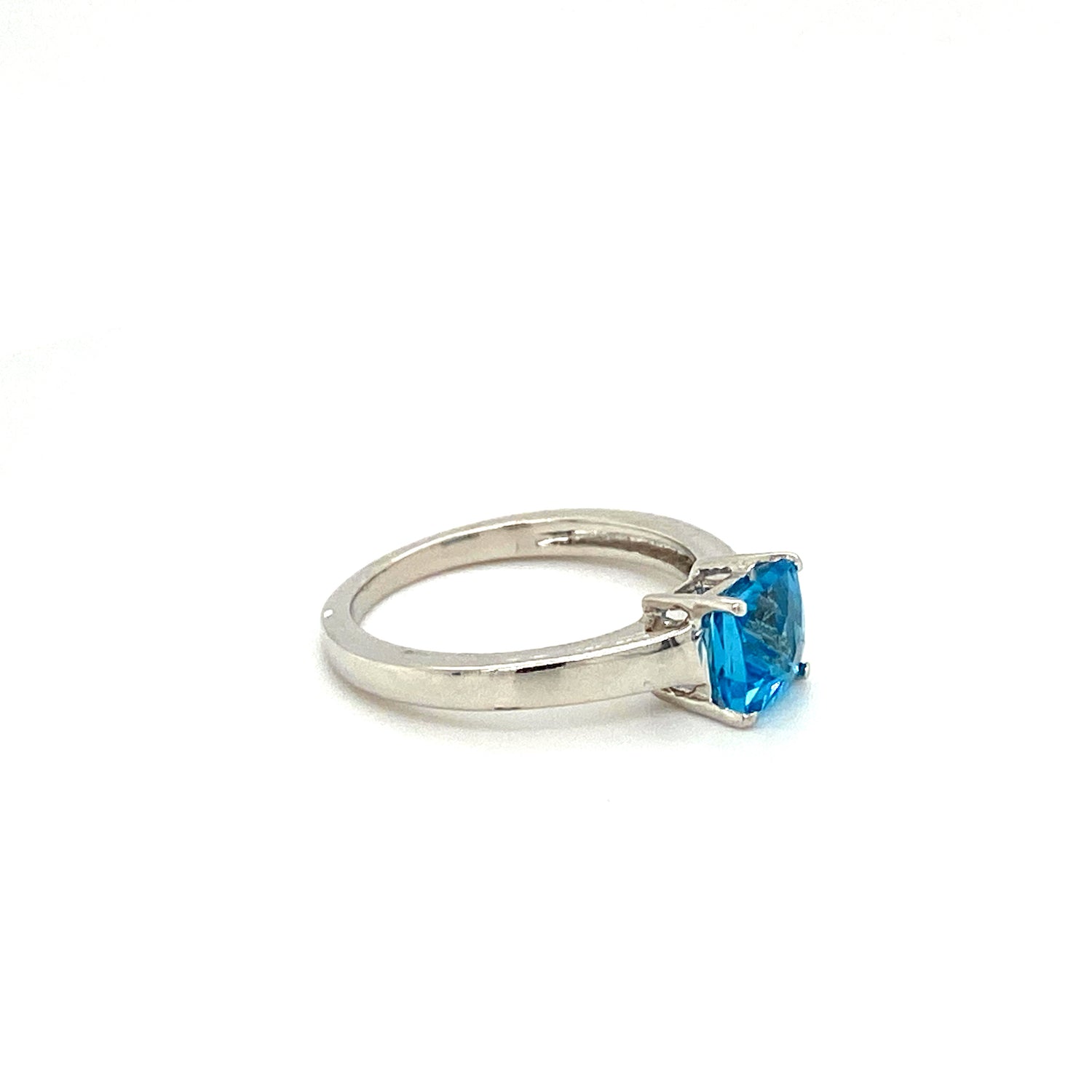 Natural Blue Topaz Gemstone 925 Sterling Silver Ring - Side View | Paraiso Jewels