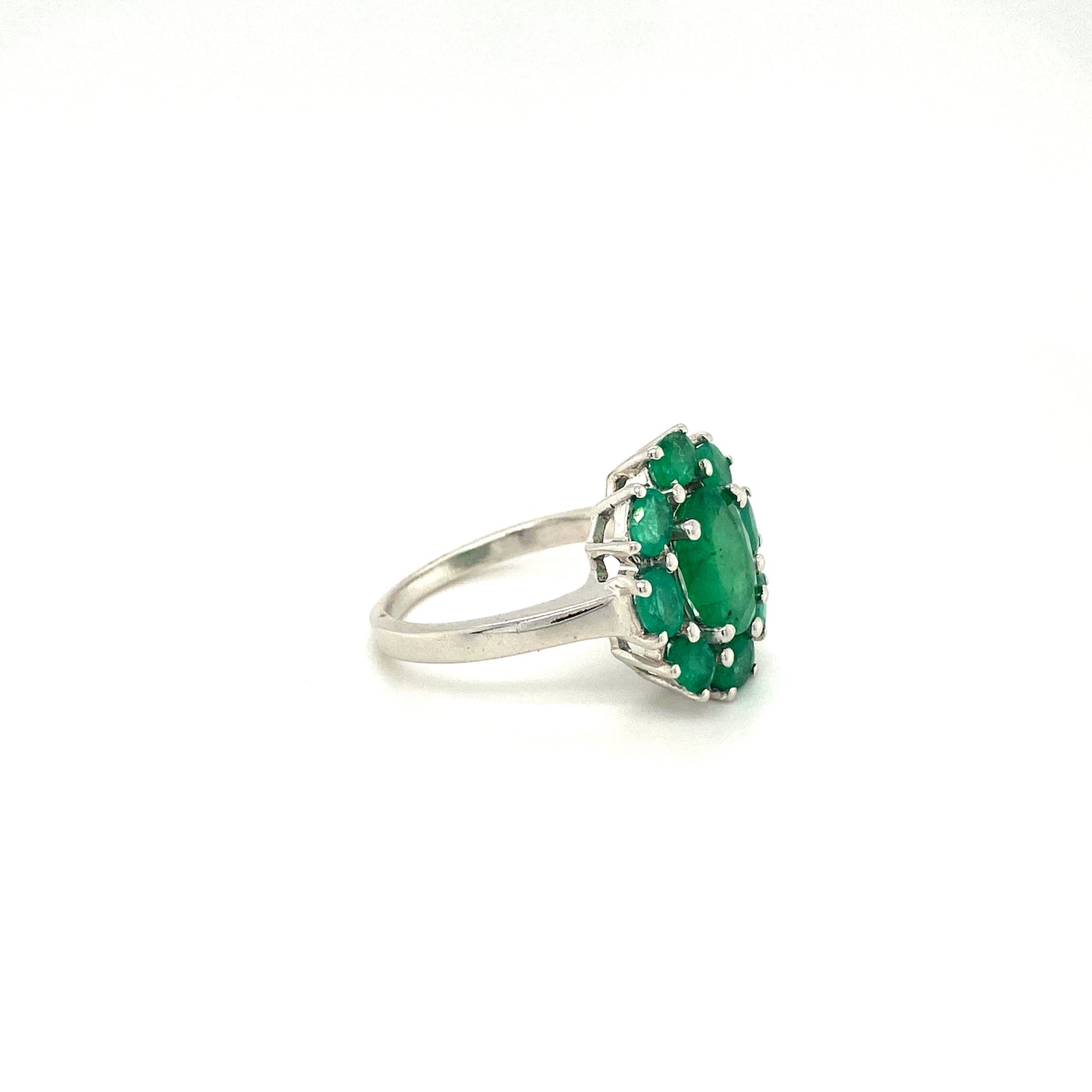Natural Emerald Gemstone 925 Sterling Silver Ring - Side View | Paraiso Jewels