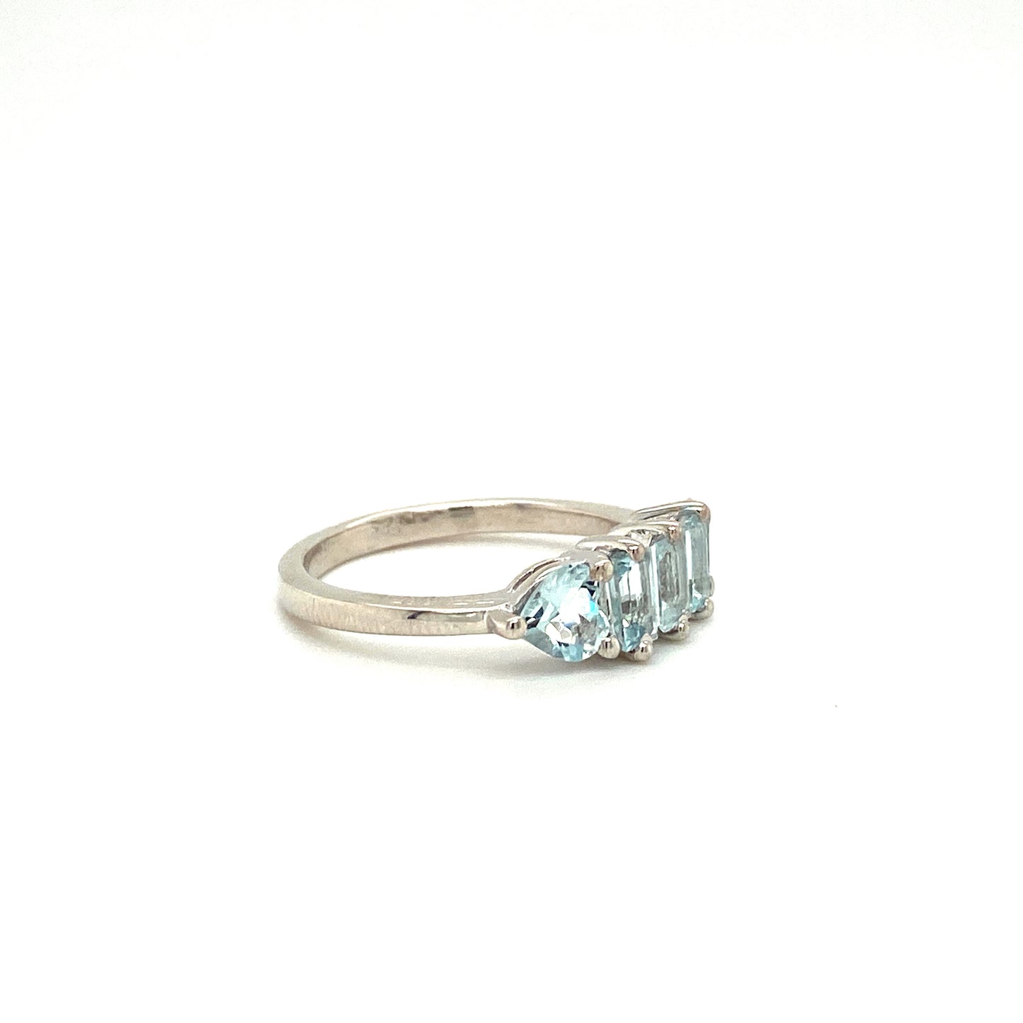 Natural Aquamarine Gemstone 925 Sterling Silver Ring - Side View | Paraiso Jewels