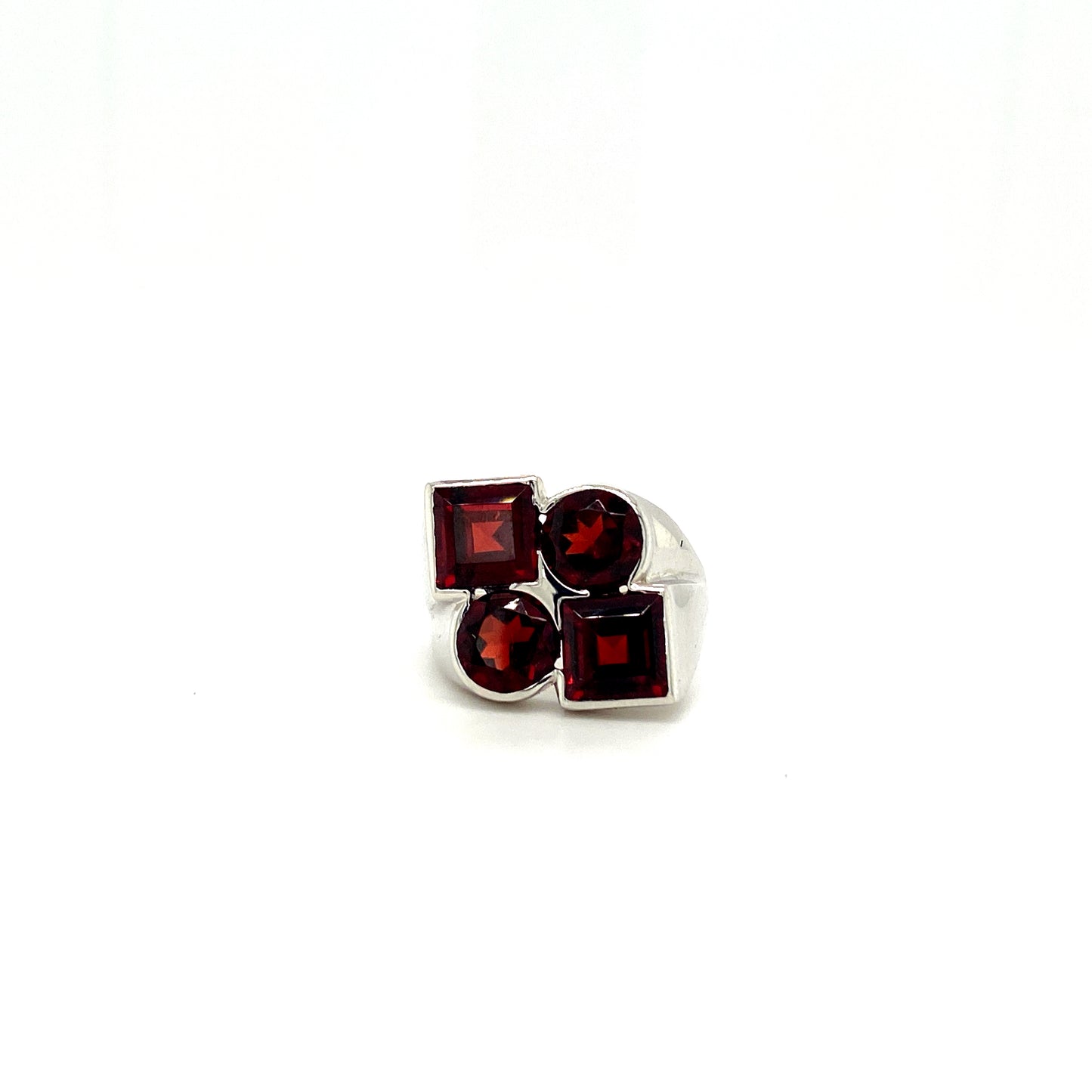 Natural Garnet Gemstone 925 Sterling Silver Ring | Paraiso Jewels