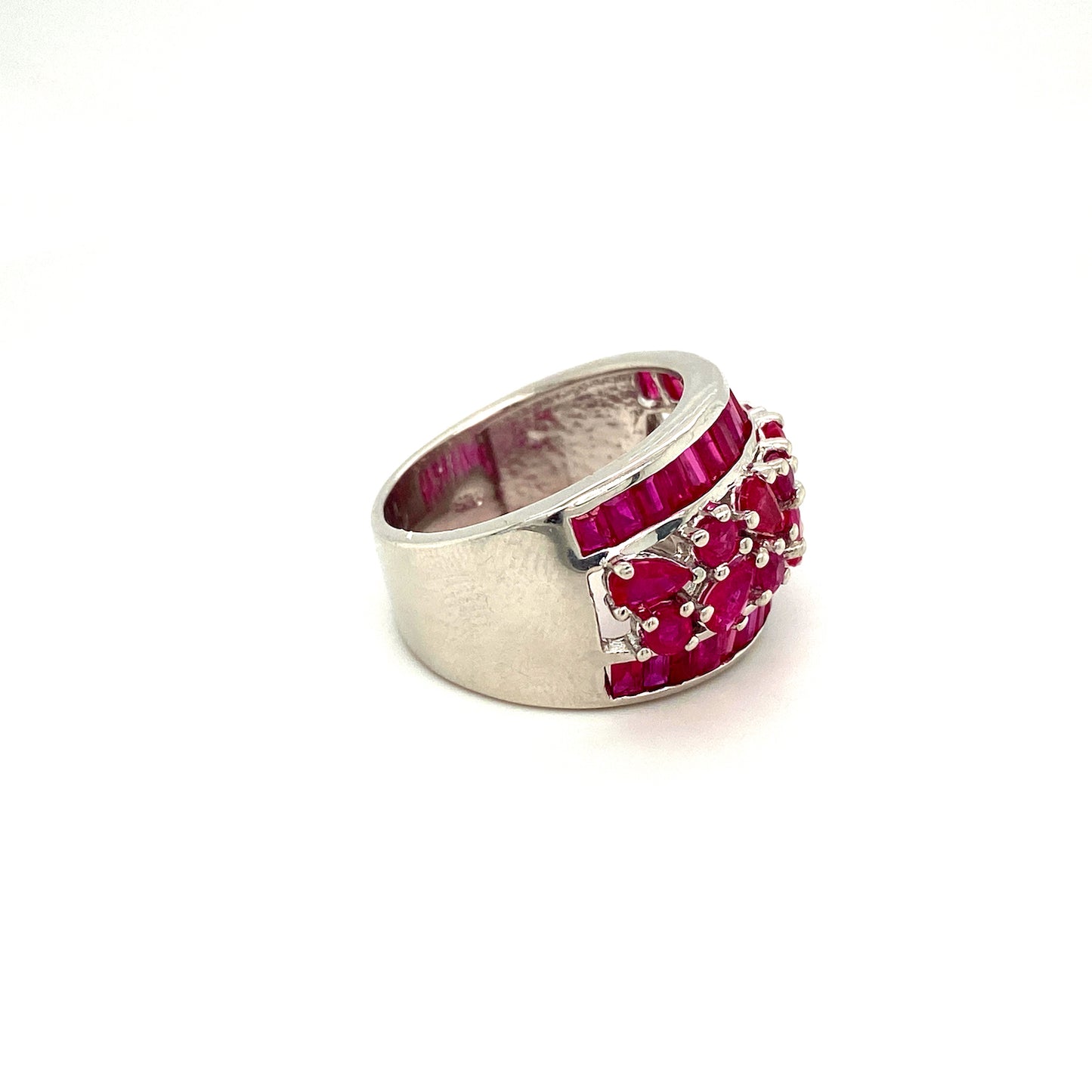 Natural Ruby Gemstone 925 Sterling Silver Ring - Side View | Paraiso Jewels