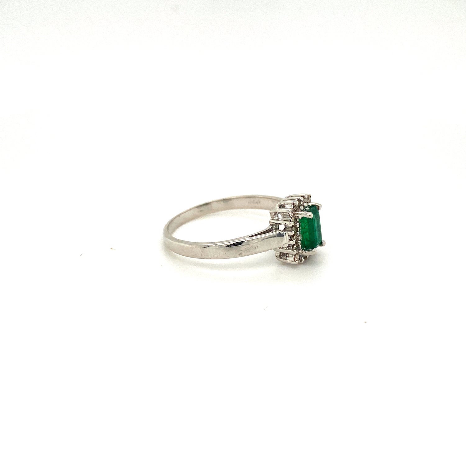 Natural Emerald and Diamond Gemstone 925 Sterling Silver Ring - Side View | Paraiso Jewels