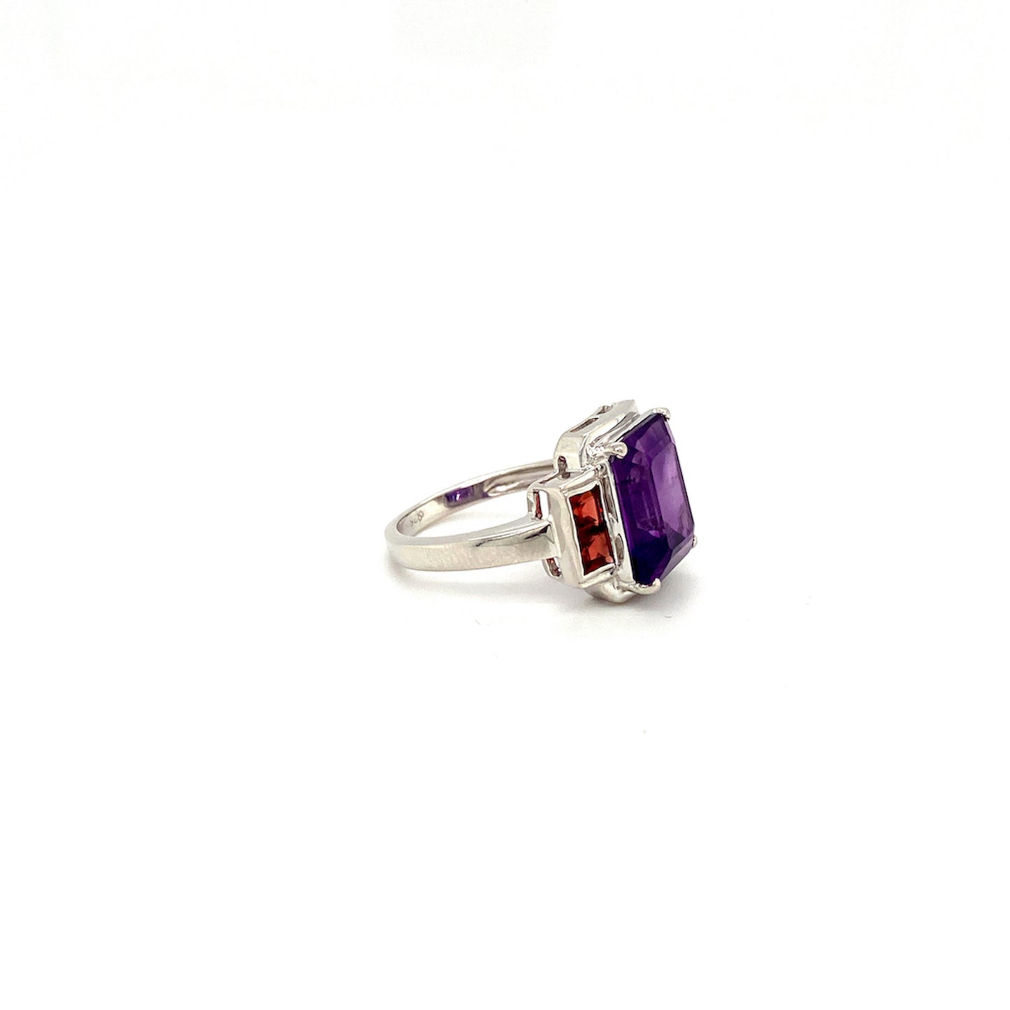Natural Amethyst Solitaire and Garnet Ring 925 Sterling Silver - Side View | Paraiso Jewels