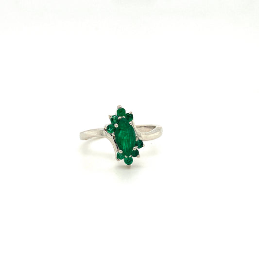 Natural Emerald Gemstone 925 Sterling Silver Ring | Paraiso Jewels
