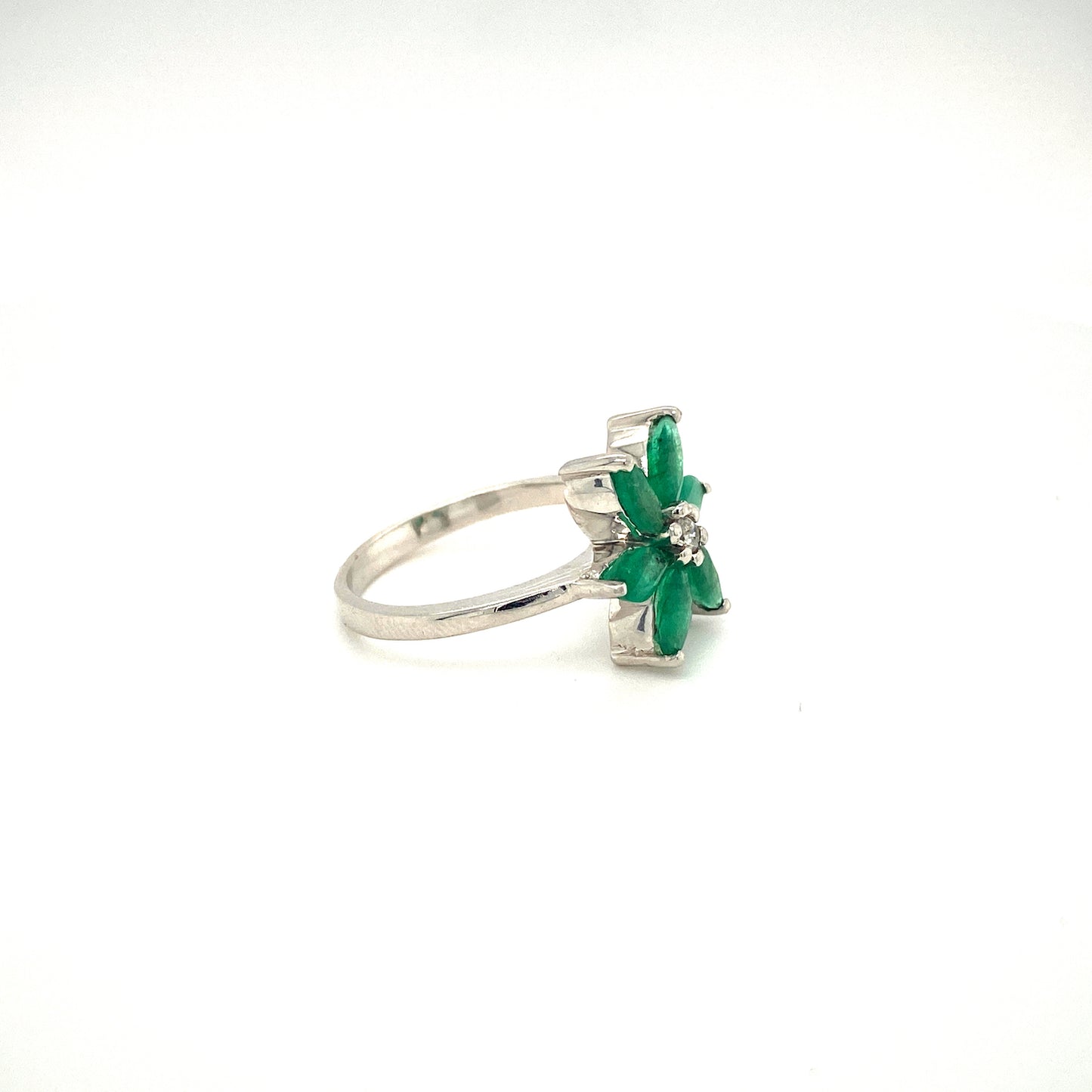 Natural Emerald and Diamond Gemstone 925 Sterling Silver Ring - Side View | Paraiso Jewels
