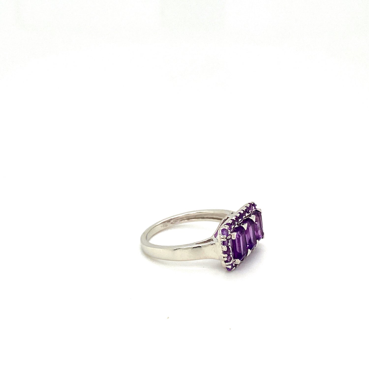 Natural Amethyst Gemstone 925 Sterling Silver Ring - Side View | Paraiso Jewels