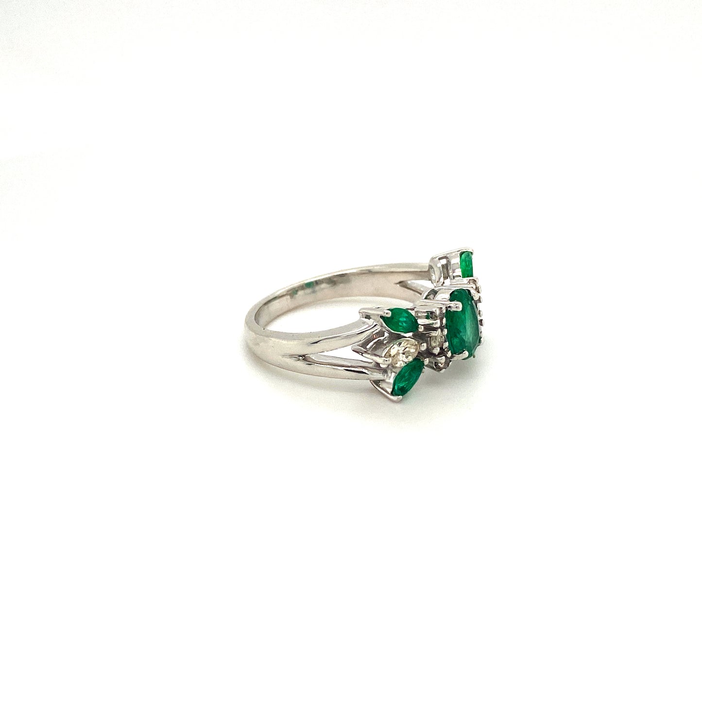 Natural Emerald and Diamond Gemstone 925 Sterling Silver Ring - Side View | Paraiso Jewels