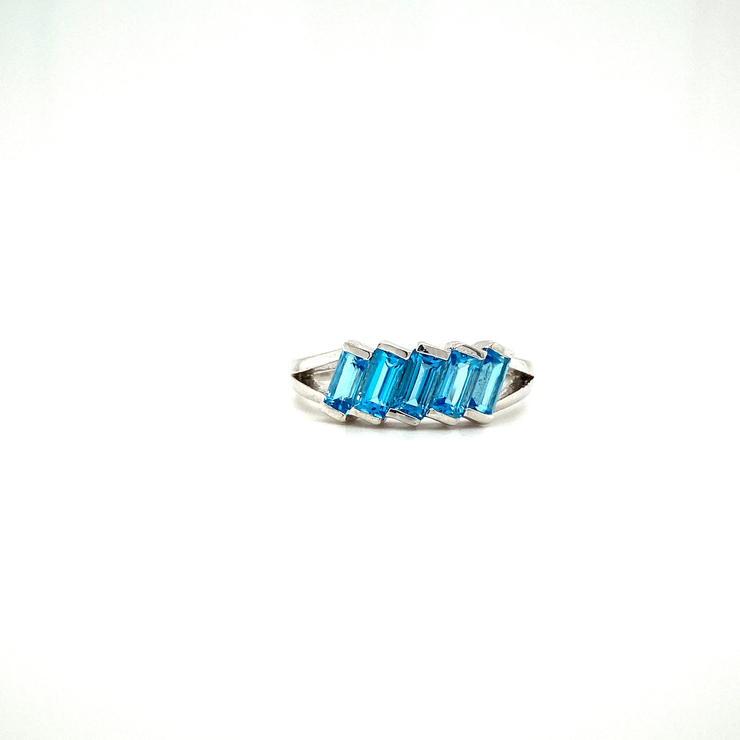 Natural Blue Topaz Gemstone 925 Sterling Silver Ring | Paraiso Jewels