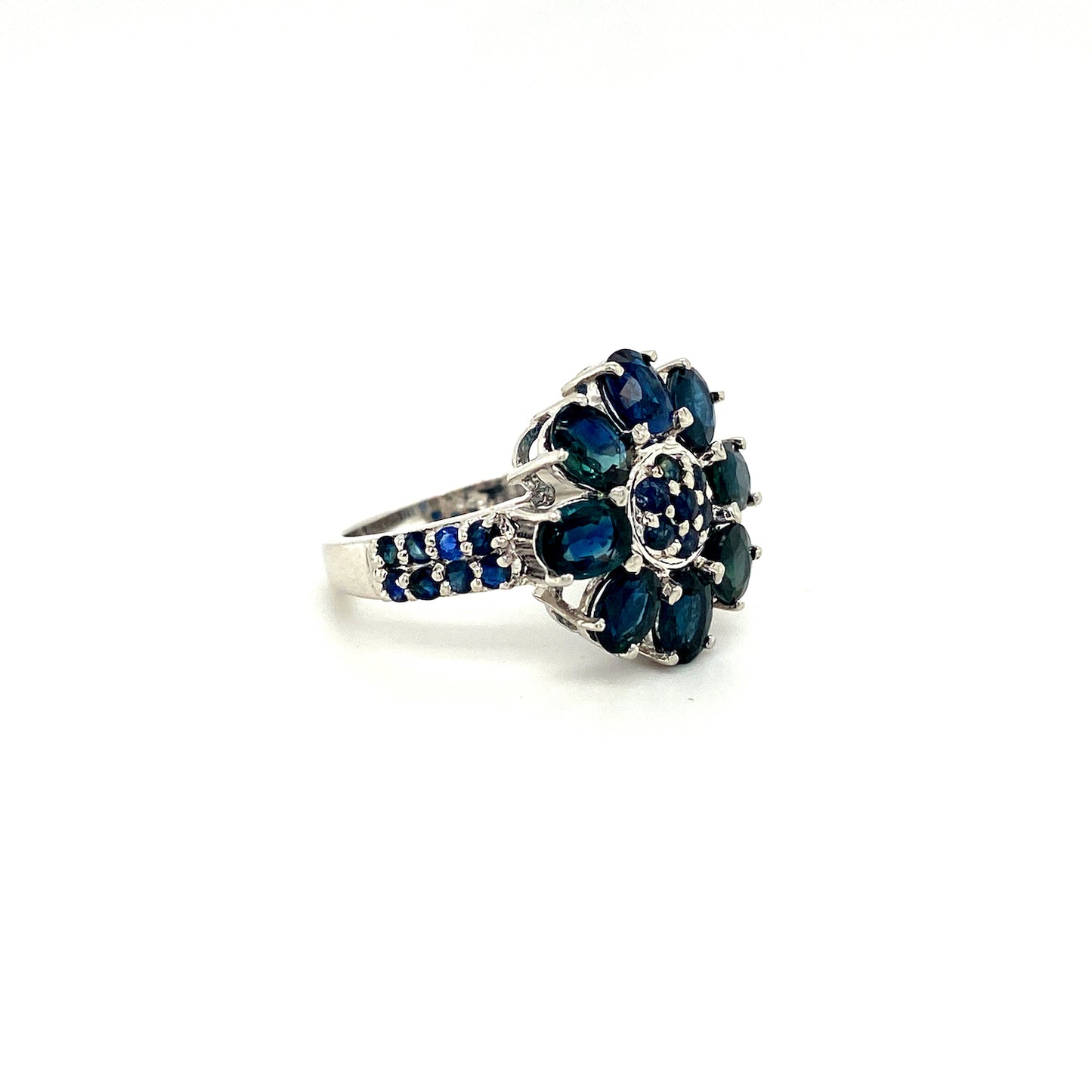 Natural Blue Sapphire Gemstone 925 Sterling Silver Cocktail Ring - Side View | Paraiso Jewels