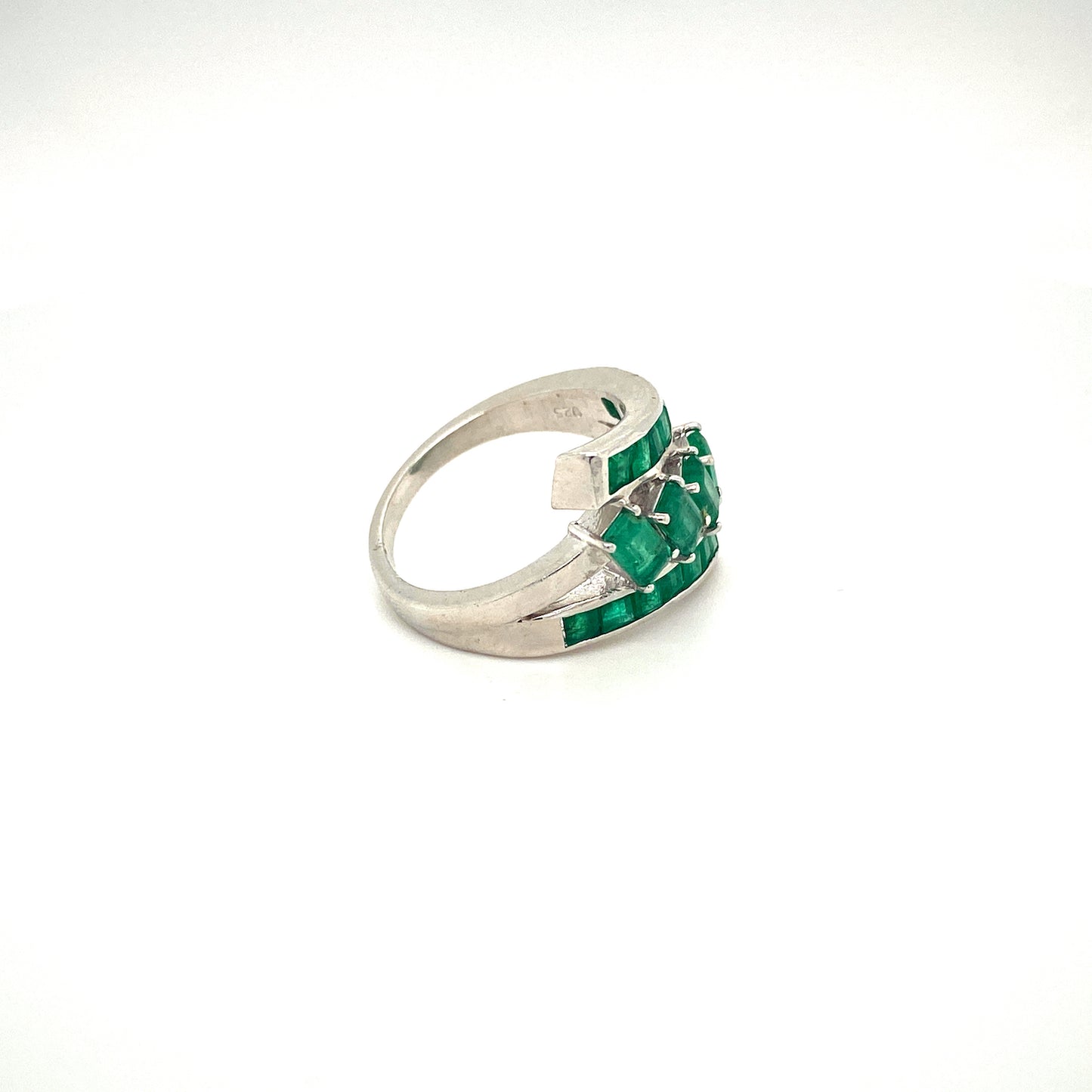 Natural Emerald Gemstone 925 Sterling Silver Cocktail Ring - Side View | Paraiso Jewels