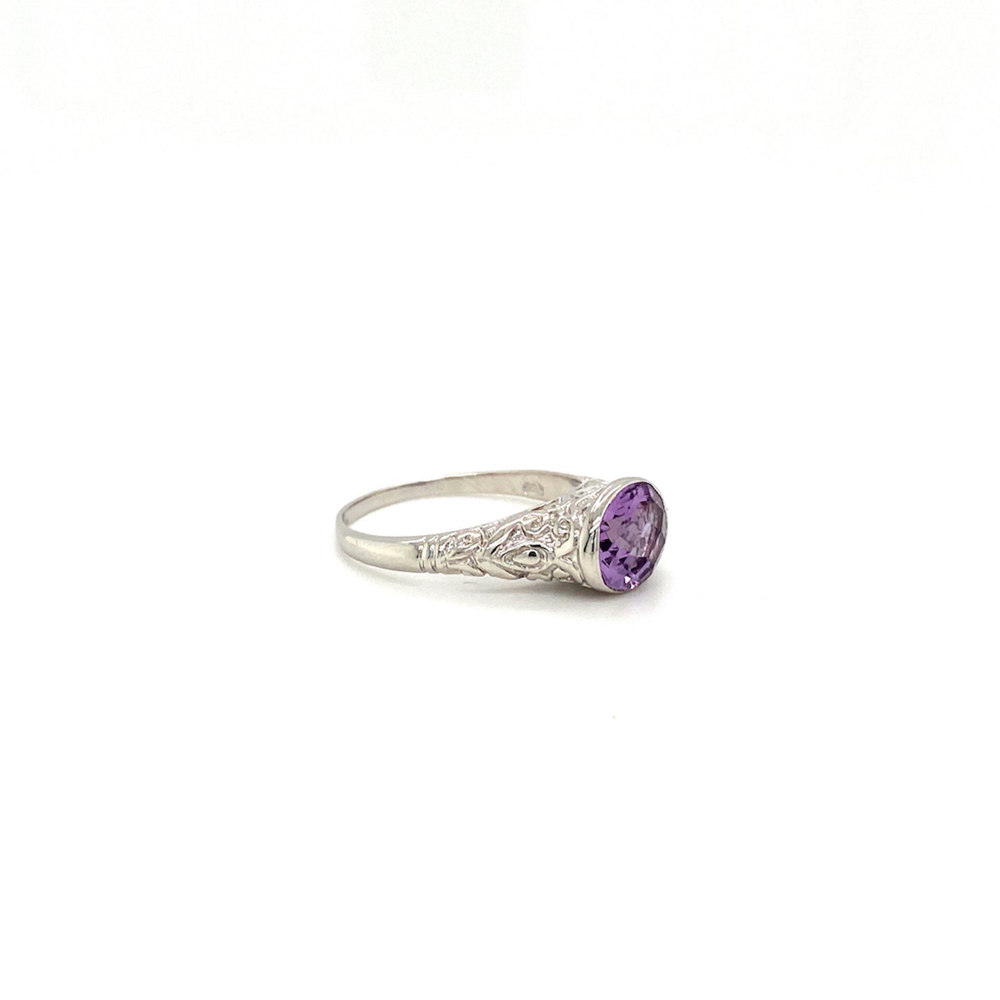 Natural Amethyst Diamond Gemstone 925 Sterling Silver Ring - Side View | Paraiso Jewels