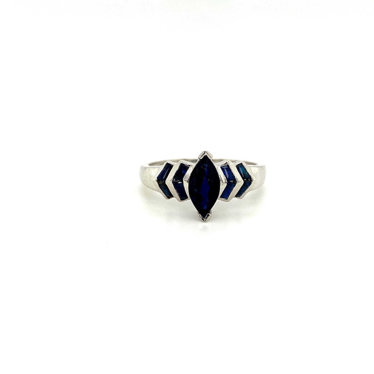 Natural Sapphire Gemstone 925 Sterling Silver Ring | Paraiso Jewels