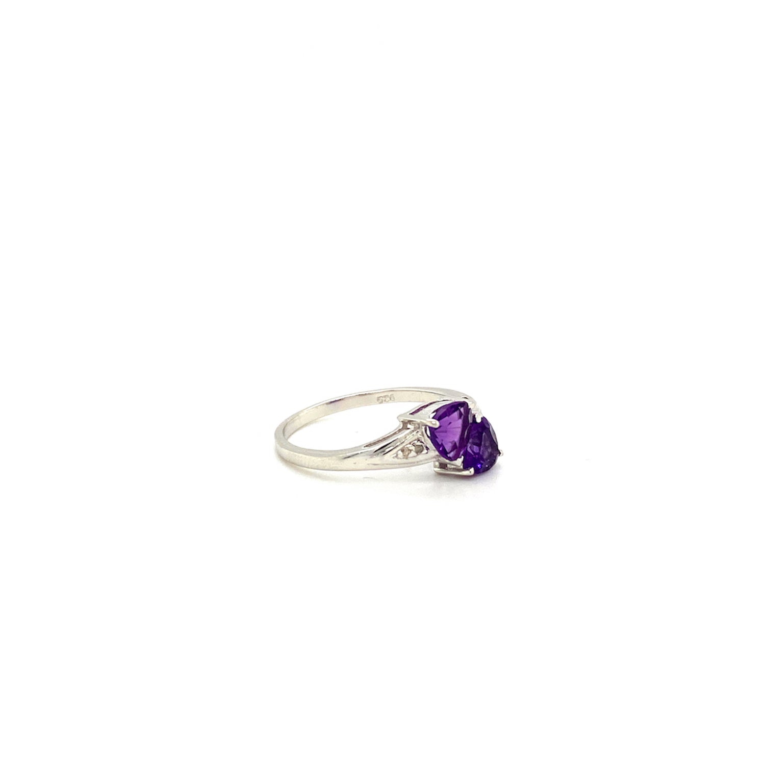Natural Amethyst Gemstone and Diamond 925 Sterling Silver Ring - Side View | Paraiso Jewels