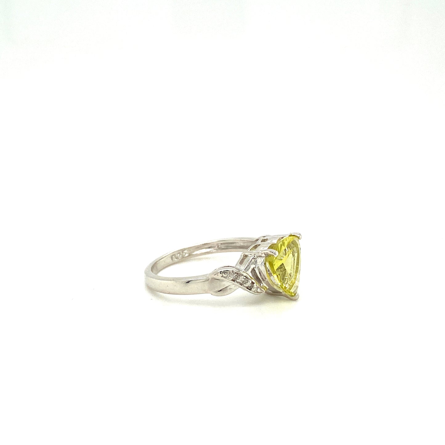 Natural Peridot Gemstone 925 Sterling Silver Ring - Side View | Paraiso Jewels
