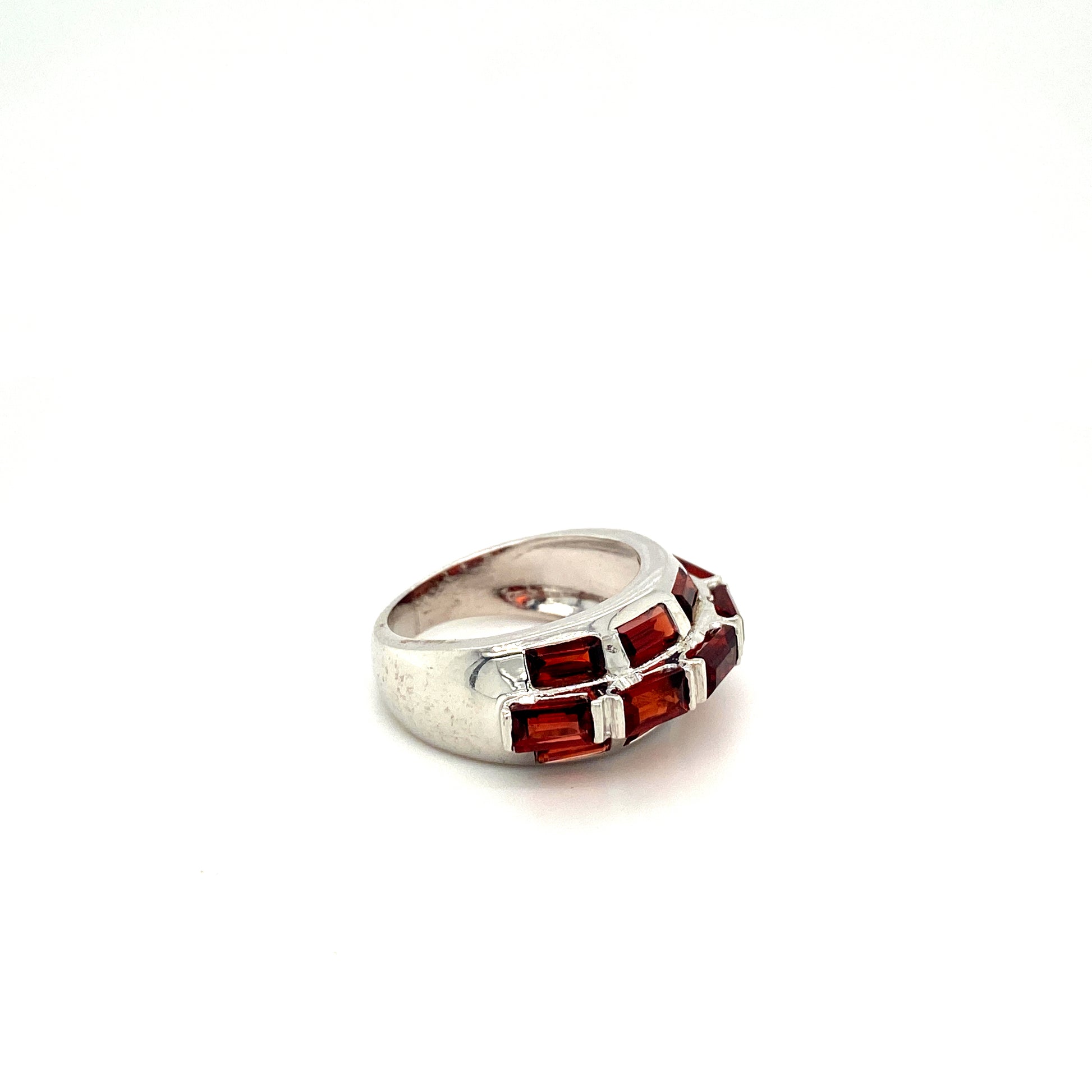 Natural Garnet Gemstone 925 Sterling Silver Ring - Side View | Paraiso Jewels