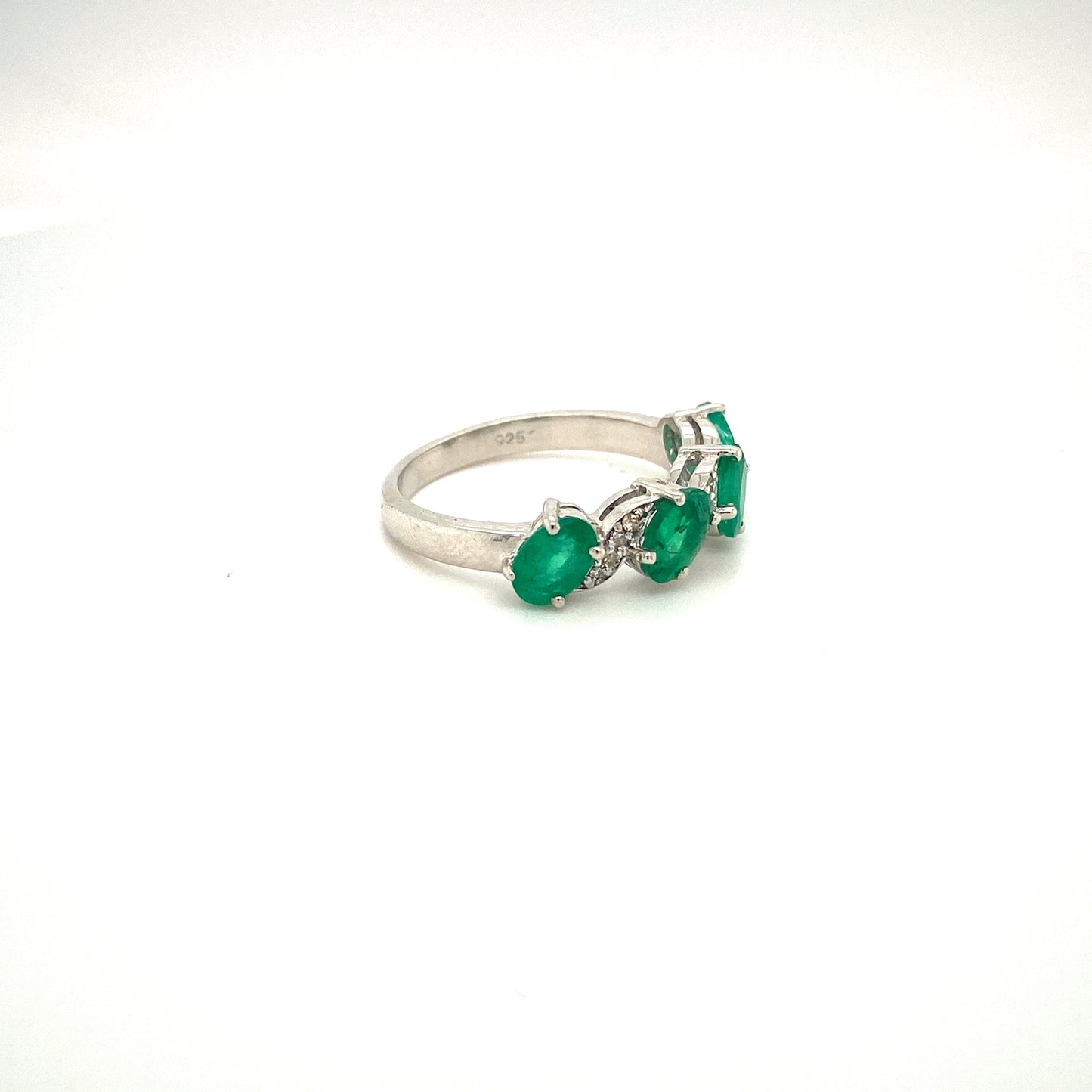 Natural Emerald and Diamond Gemstone 925 Sterling Silver Ring - Side View | Paraiso Jewels
