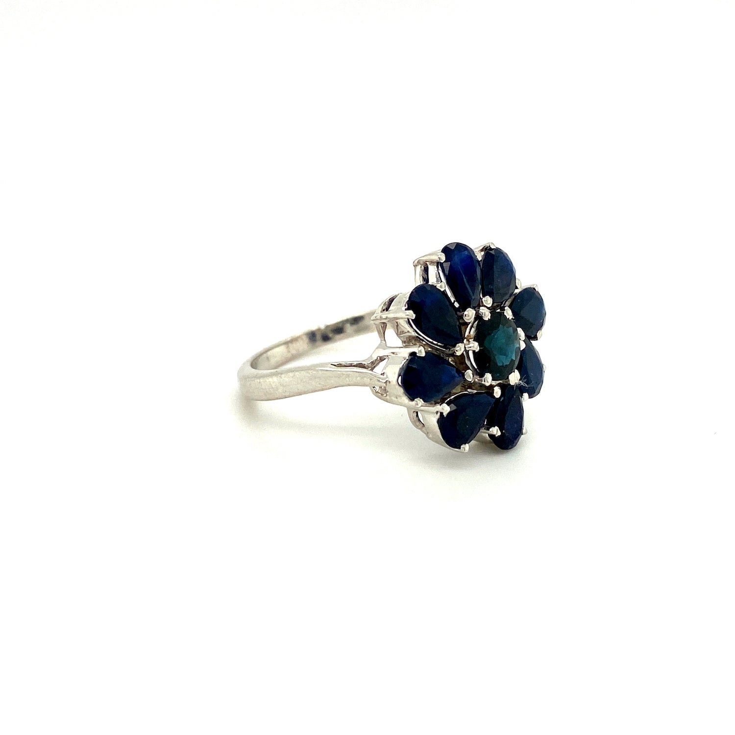 Natural Sapphire Gemstone 925 Sterling Silver Ring - Side View | Paraiso Jewels