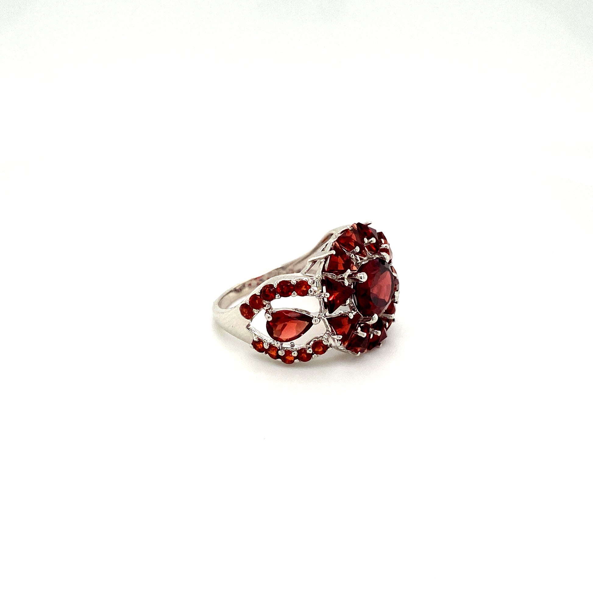 Natural Garnet Gemstone 925 Sterling Silver Ring - Side View | Paraiso Jewels